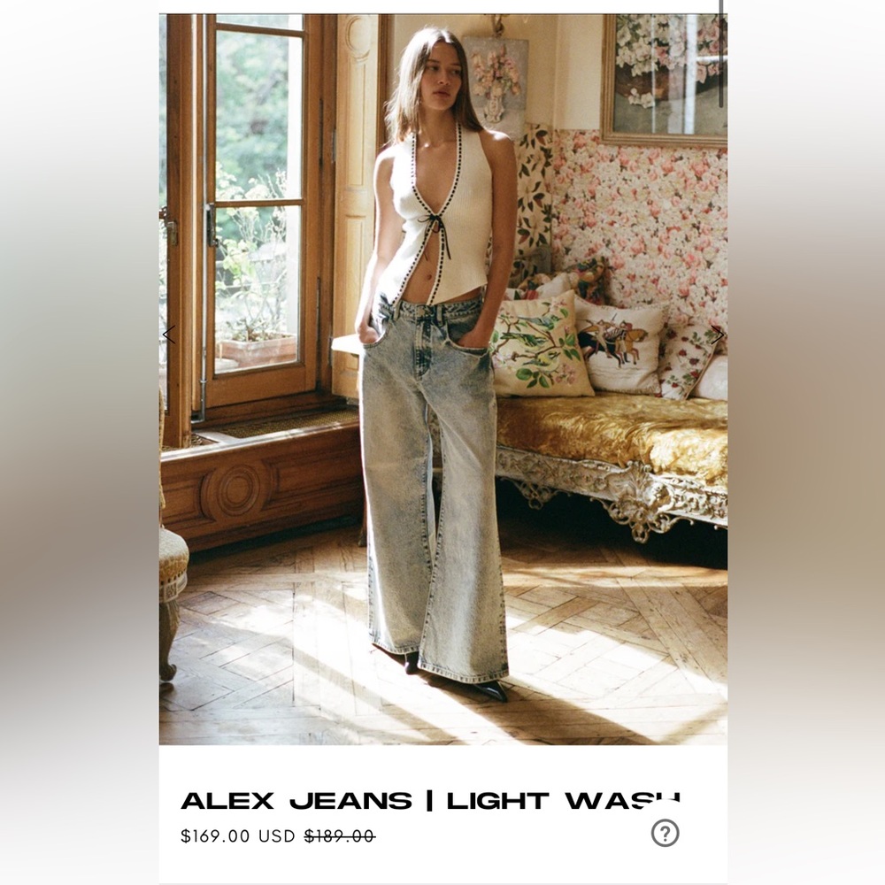 With Jean Light Wash Blue Relaxed High Rise Baggy Wide Leg Denim Jean Size Small